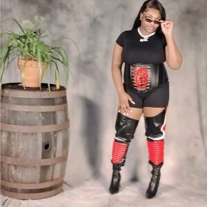 Lavish Black and Red Short Sleeve Top